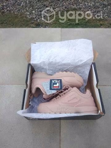 Fila Disruptor
