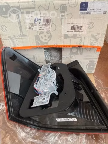 Lámpara luz trasera Mercedes Benz