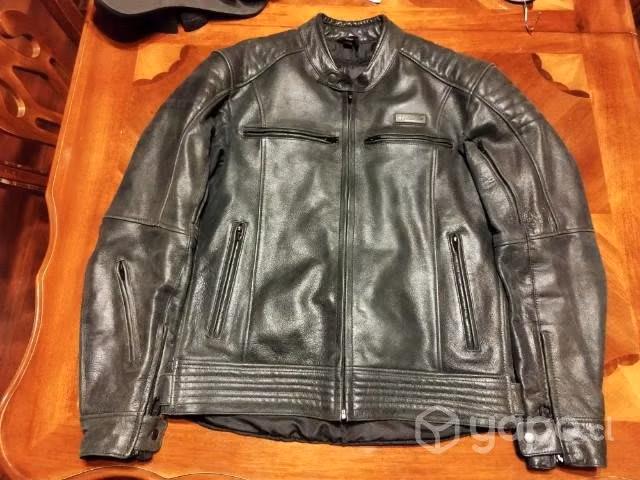 Chaqueta de cuero moto marca Kore certificada