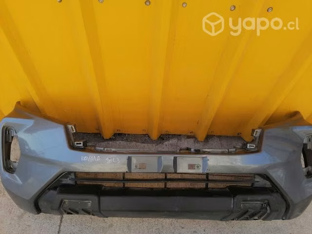 Parachoque Nissan NAVARA año 2023