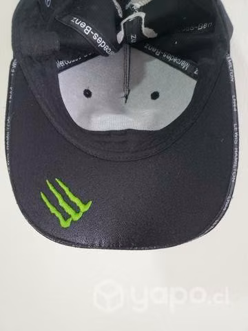 Gorra Team Mercedes de LEWIS HAMILTON