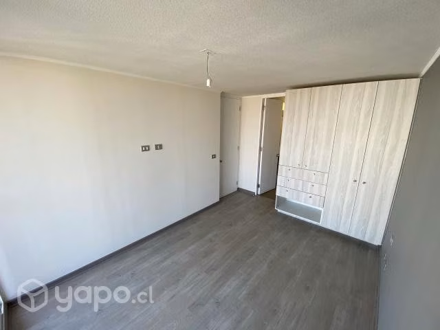Departamento a pasos del metro la cisterna
