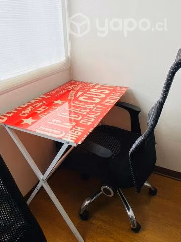 Escritorio para computador y silla - Imagen 3