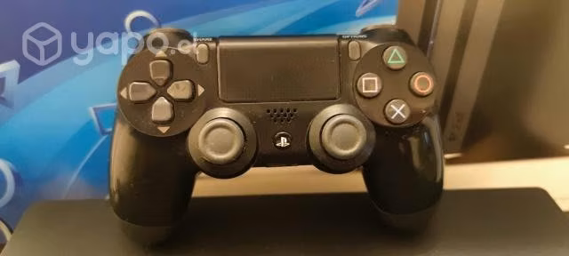 PlayStation 4 Pro c/garantia de 3 meses
