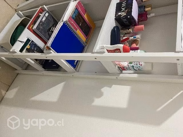 Repisa semi nueva