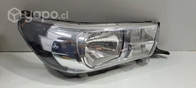 Optico derecho toyota hilux RAK2.4