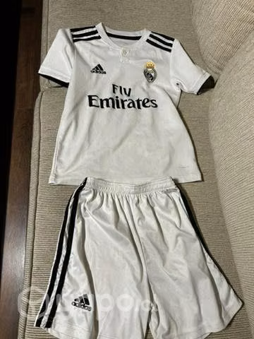 Polera y short Resl Madrid
