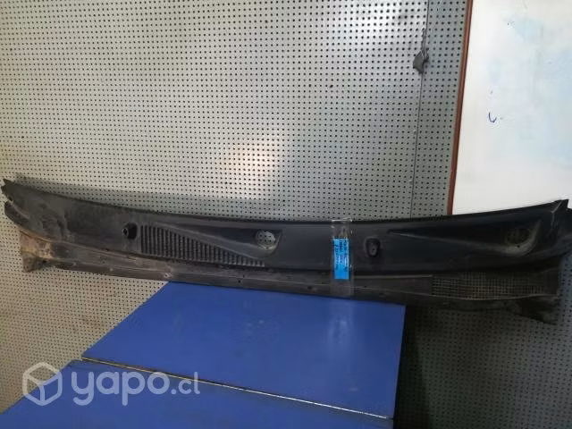 Rejilla cubre torpedo Nissan Navara