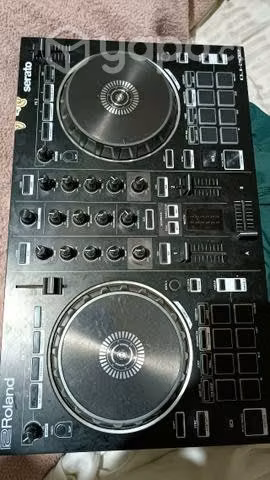 Roland dj-202
