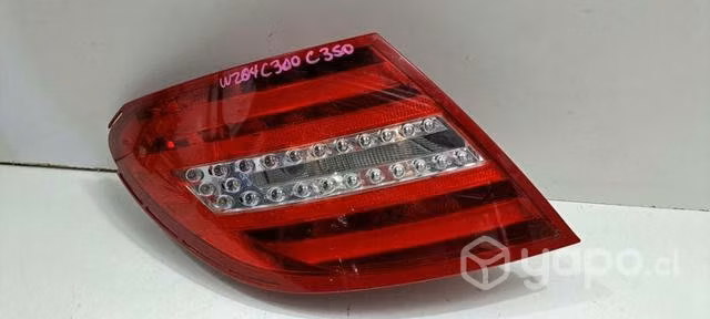 Foco trasero Lh mercedes benz clase c RAK1.1