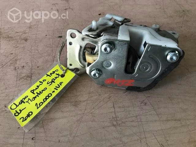 Chapa pta tra der Mitsubishi Montero Sport 1998-11