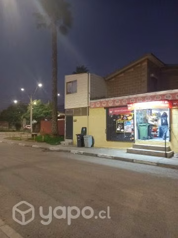 casa con local comercial