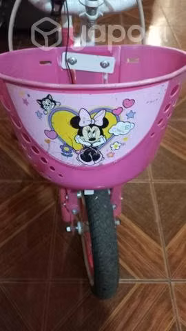 Bicicleta Aro 12 más casco - Imagen 5