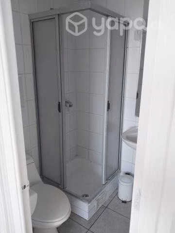 Amplio Depto De 2 Dorm, 2 Baños, Estacionamiento Y - Imagen 5