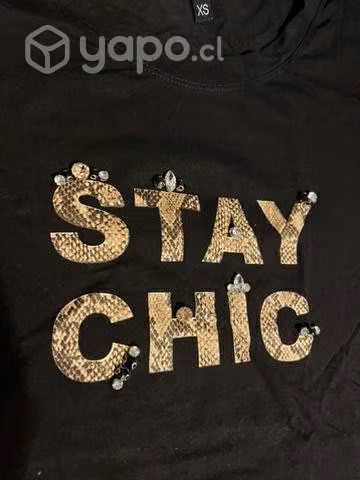 Polera mujer talla XS (aunque es más una M)