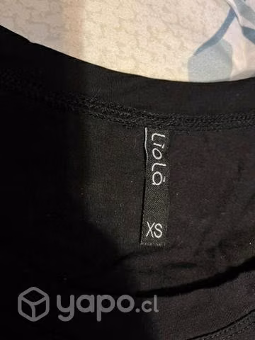 Polera mujer talla XS (aunque es más una M)