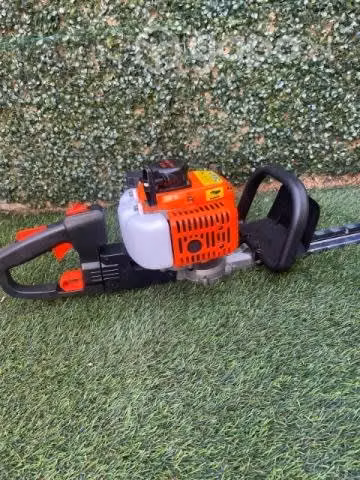 Cortasetos motor 2 tiempos Ht230.