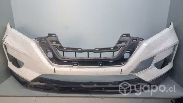 Parachoque Nissan xtrail dmg la cisterna 23.56