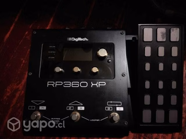 Pedalera multiefecto digitech