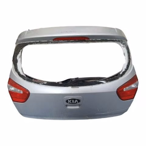 Portalon kia rio 5 año 2013