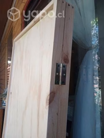 Biombo rústico de madera