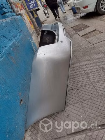 Parachoque trasero Chevrolet Uplander 2005-09
