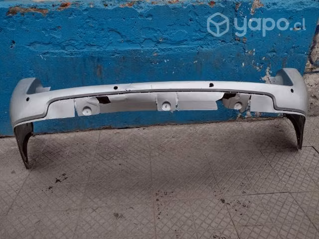 Parachoque trasero Chevrolet Uplander 2005-09