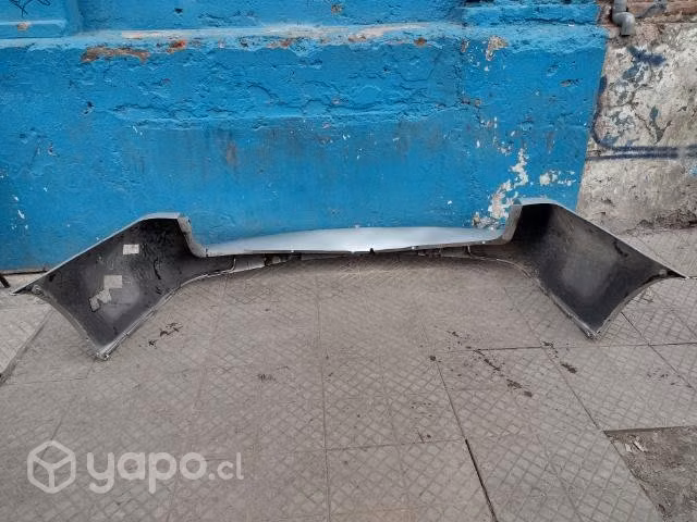 Parachoque trasero Chevrolet Uplander 2005-09
