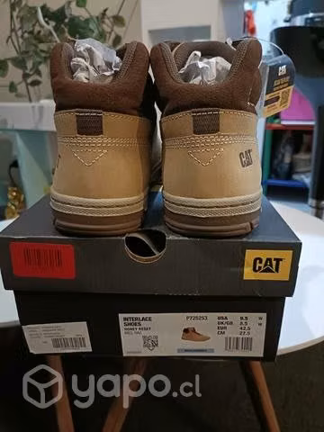 Zapatillas Urbanas CAT Interlace Marrón 41 y 42 - Imagen 2