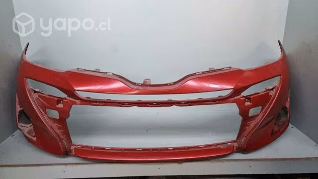 Parachoque Toyota yaris dmg la cisterna 20.02
