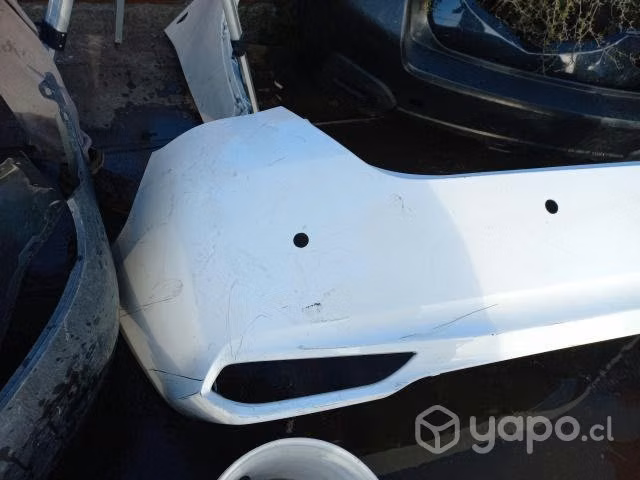 Parachoque trasero Toyota Yaris E 2018 2022 ORIGIN