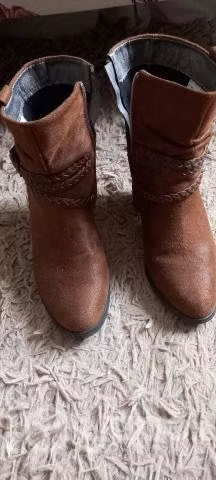 Se venden hermosas botas - Imagen 3
