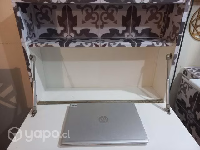 Escritorio retráctil como nuevo