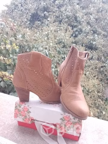 Botines Cuero Camel #37 - Imagen 2