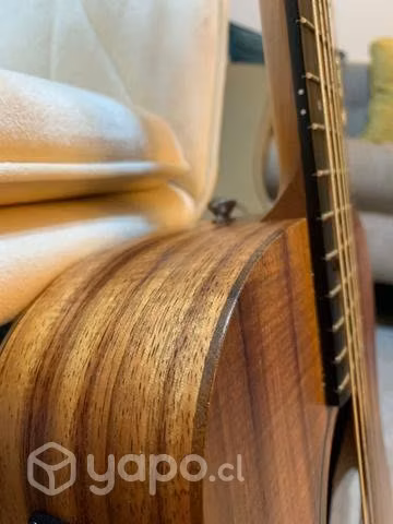 Guitarra electroacustica TAYLOR Bte-koa