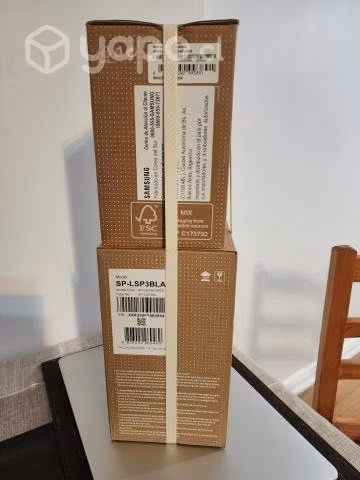 Proyector Samsung freestyle + case nuevos garantía - Imagen 3