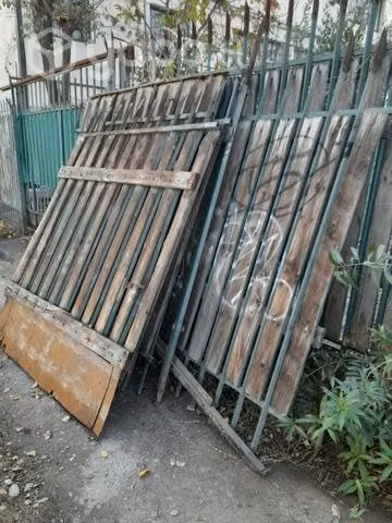 Reja Metal y Madera 18mt lineales x 2mt de alto