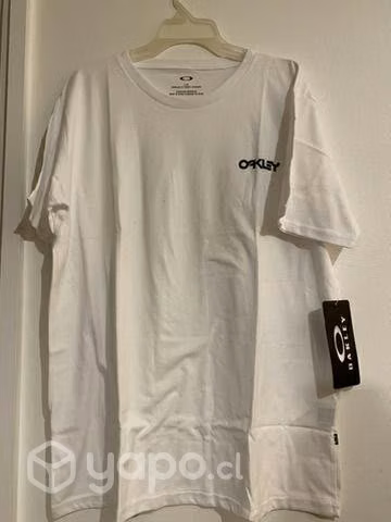 Polera Oakley Nueva