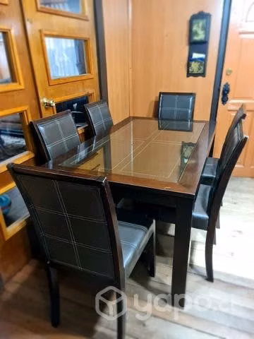 Comedor madera y vidrio 6 sillas perfecto estado