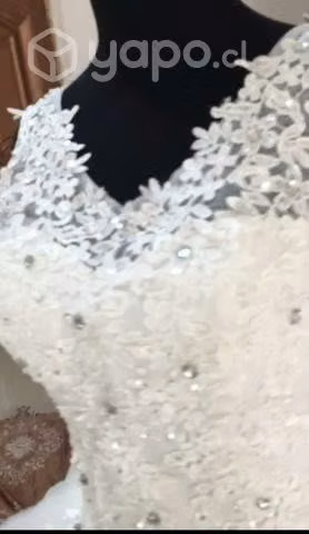 Vestido de novia estilo princesa - Imagen 4
