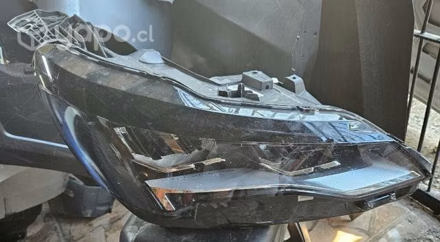Optico derecho 3008 / 5008 2021 2023 detalle
