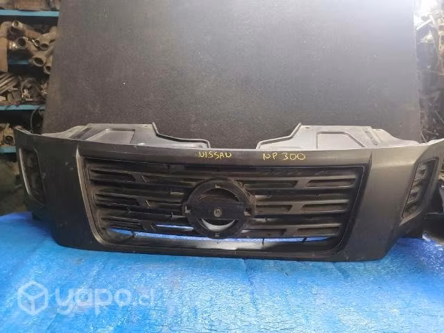 Mascara Nissan NP 300