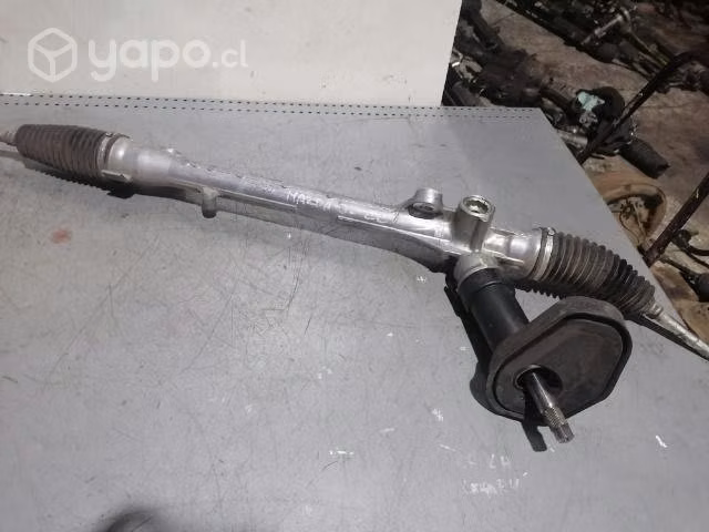 Cremallera de dirección mazda 3 año 2022