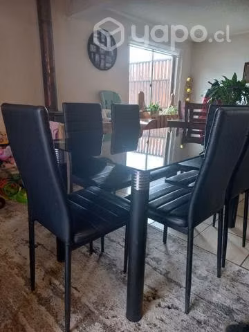 Comedor negro vidrio y 6 sillas