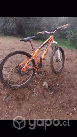 Bici downhill aro 26