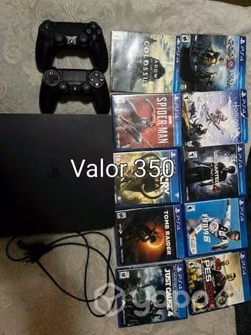 Play 4 más 10 juegos y  excelente estado