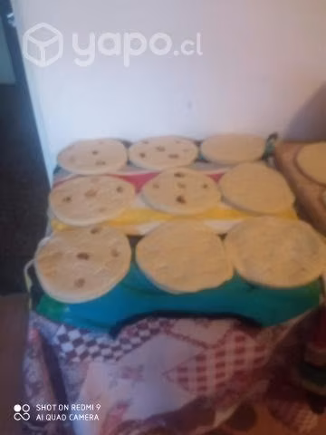 Pan y tortillas con chicharrones