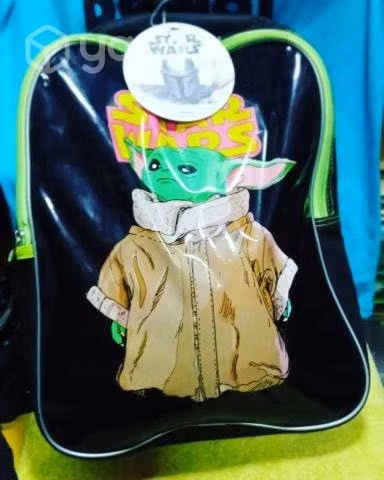 Mochila Baby Yoda