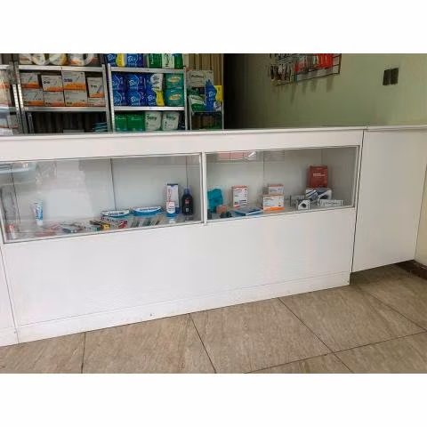 Mueble uso de vitrina