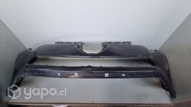 Parachoque Toyota rav4 dmg la cisterna 05.24